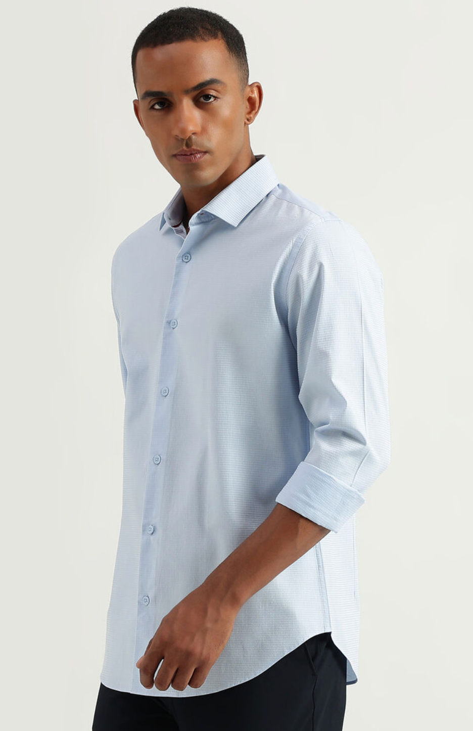 UCB MEN'S SLIM FIT CUTAWAY COLLAR TEXTURED SHIRTS