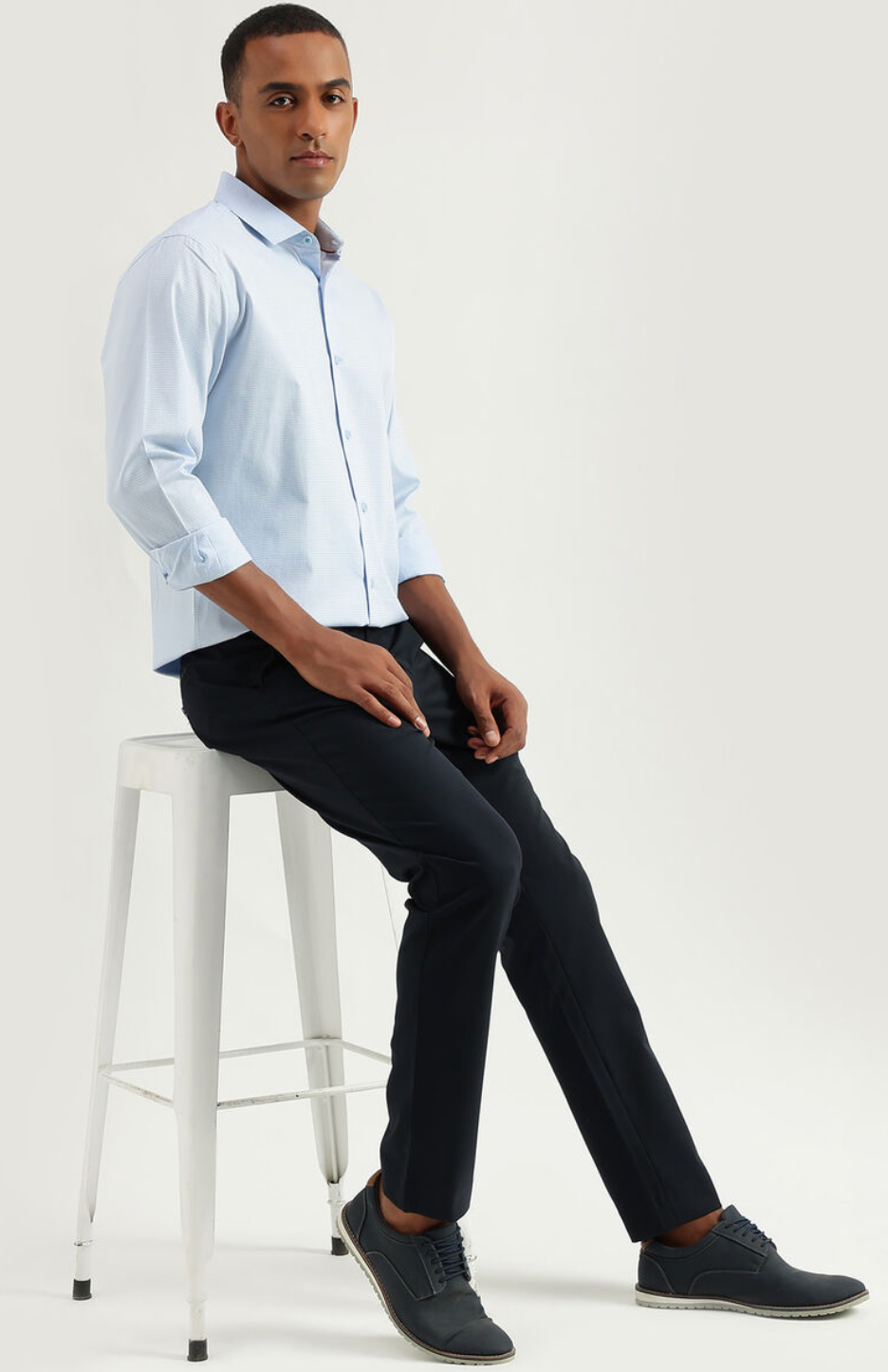 UCB MEN'S SLIM FIT CUTAWAY COLLAR TEXTURED SHIRTS
