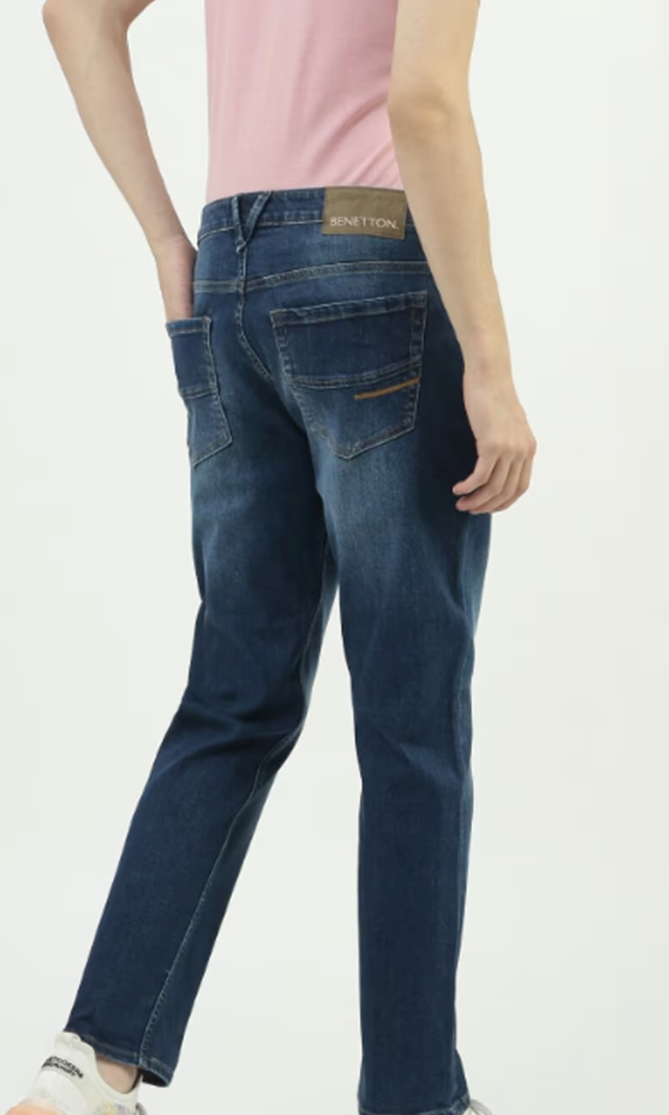 UCB Medium Blue Solid Ankle-Length Mid Rise Casual Men Slim Fit Jeans