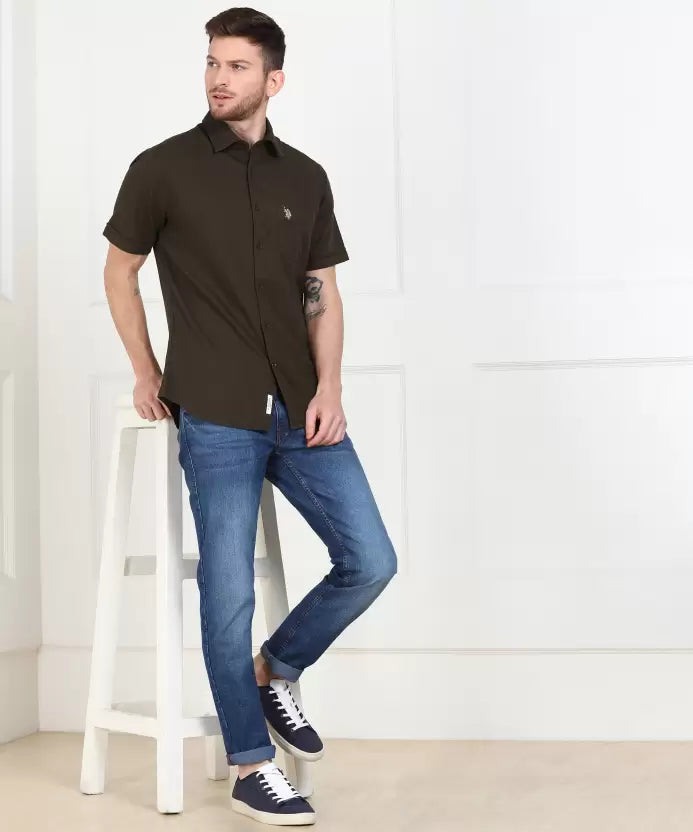 U.S. POLO ASSN. Men Regular Fit Solid Spread Collar Casual Shirt