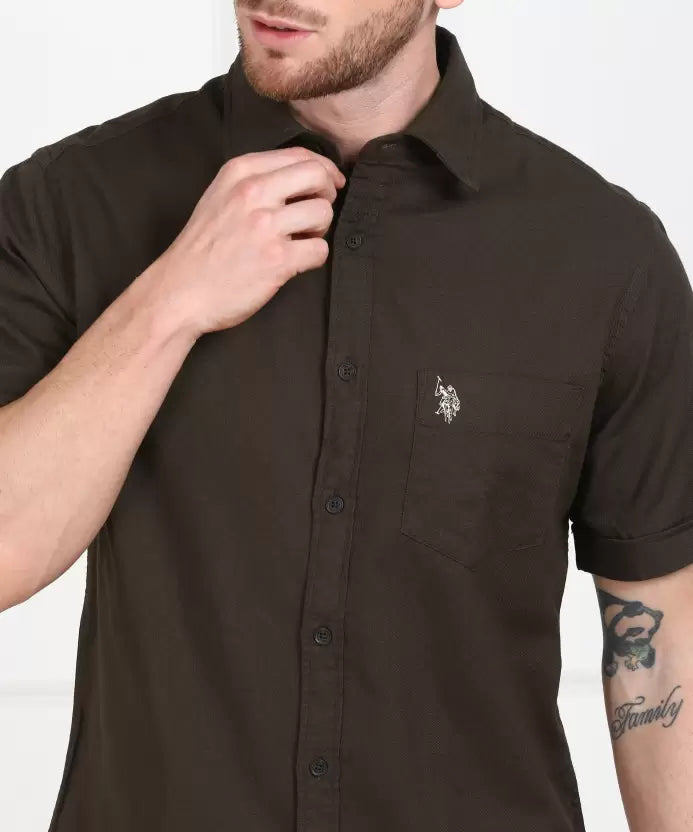 U.S. POLO ASSN. Men Regular Fit Solid Spread Collar Casual Shirt