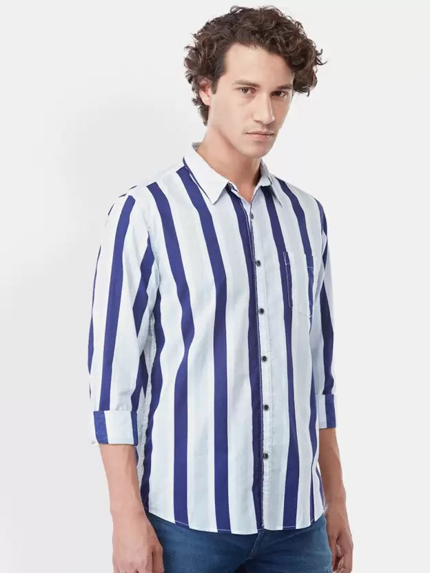 Pepe Jeans Men Regular Fit Striped Casual Shirt